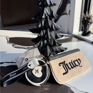 New W/O Tags JUICY COUTURE 3 PL Wristlet Never Worn